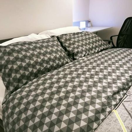 Fully-Equipped Flat In The City Of Londra Esterno foto