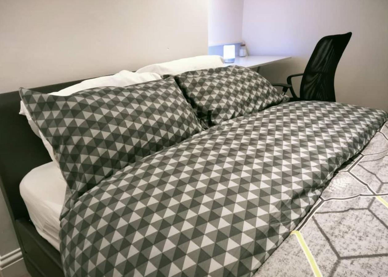 Fully-Equipped Flat In The City Of Londra Esterno foto
