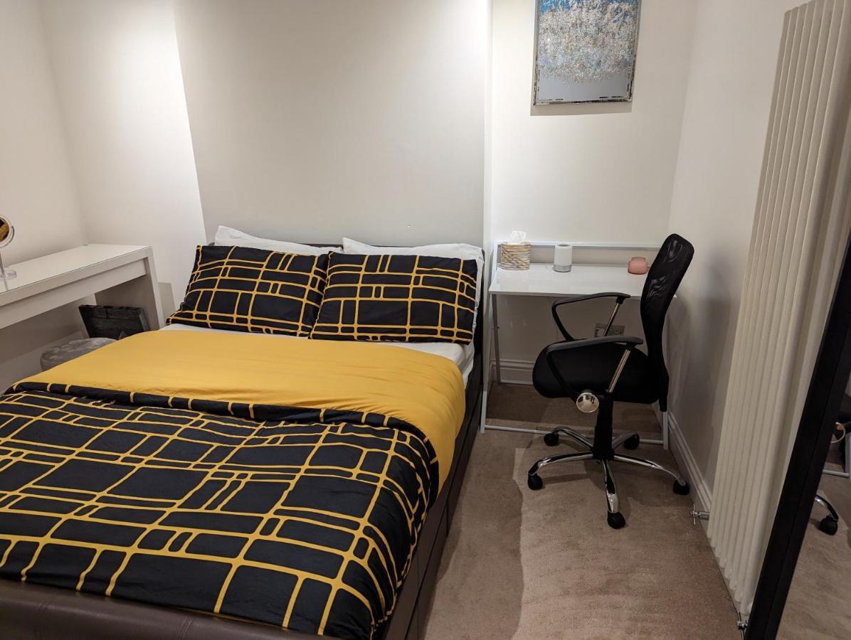 Fully-Equipped Flat In The City Of Londra Esterno foto