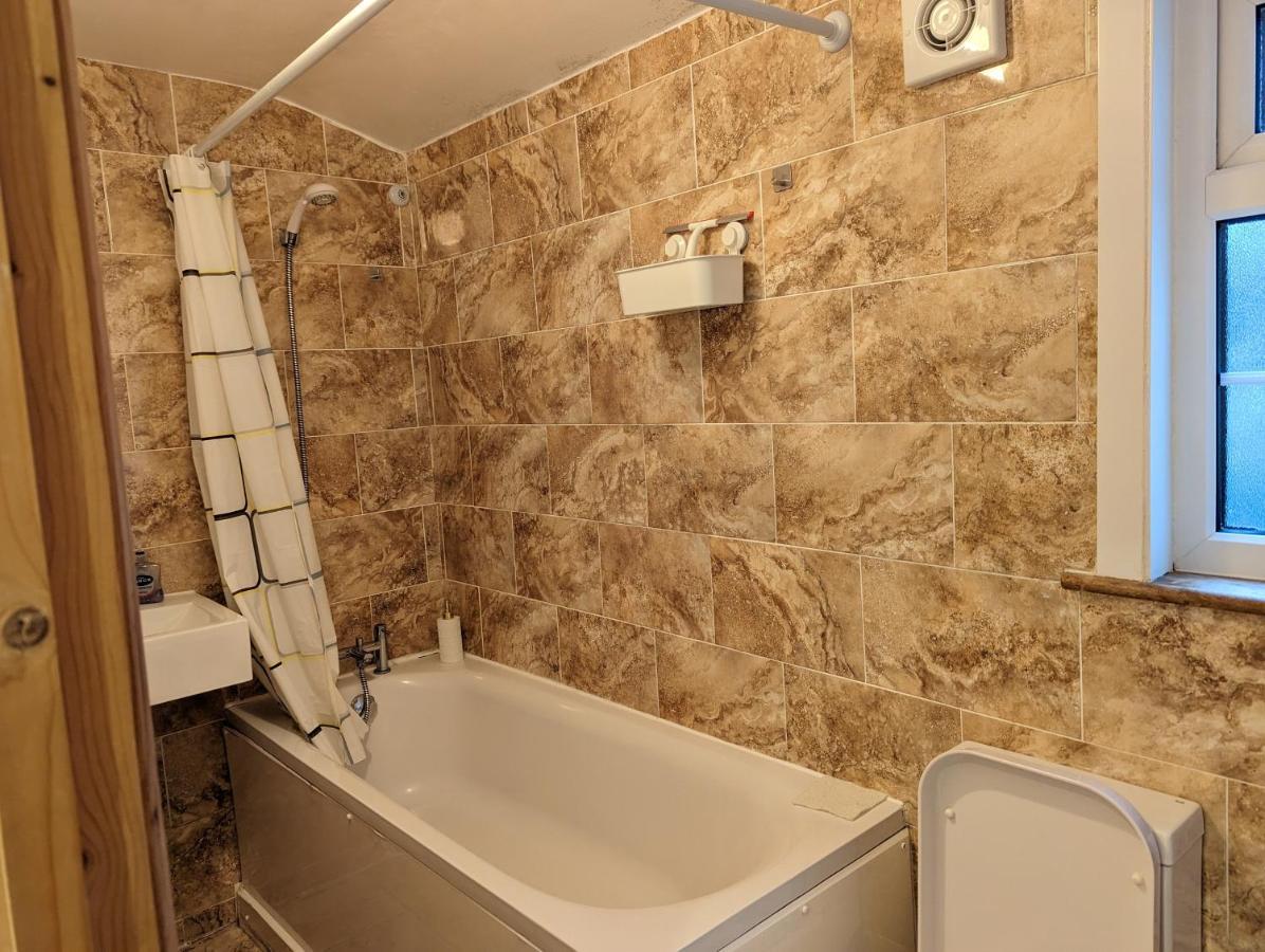 Fully-Equipped Flat In The City Of Londra Esterno foto
